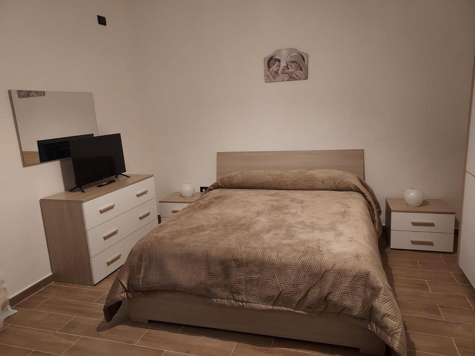 לינה וארוחת בוקר מודוניו La Casa Antica מראה חיצוני תמונה